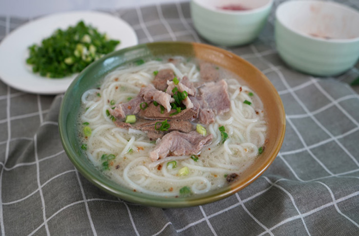 定远原味汤粉王培训